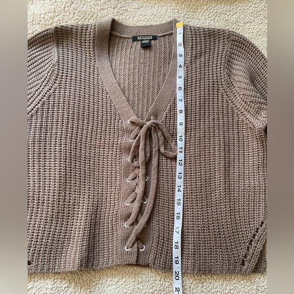 Revamped- size large brown knit crop - Picture 3 of 3